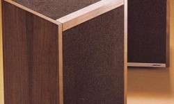 BOSE 601 1970′ler boyunca BOSE, çok sürücül hoparlörler üretmeye devam etti. 1979 yılında duyurulan BOSE 601 o dönem firmanın en üst modeliydi. Benzer YazılarAltec Lansing A5La Platine VintagePhilips 1975 Sayfa 11Pioneer PL-50LII
