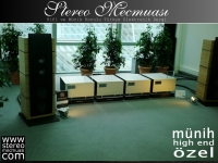 Stereo Mecmuası Sayı 23 Münih High End 2010 Özel Bu Sayımızın İçeriği Biraz geç olsa da, Münih High End 2010 sayımızı sizlerle paylaşıyoruz. Münih’te gerçekleştirilen fuar Avrupa’nın en büyük fuarlarından bir tanesi. Bu seneki Münih 2010 fuarına CES’in tam aksine ülkemizden çok daha yoğun bir katılım olmuş. Çok sayıda Türk firma yetkilisi ve meraklı odyofil fuara katılmış. Bu sayımızda...
