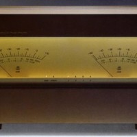 Technics SE-A1. Technics’in yeni nesil güç amplifikatörlerinin atası sayılan ürün sipariş üzerine üretiliyordu. İlk kez 1977 yılında ortaya çıktı. Kanal başı 350W güç üretebilen bu dev neredeyse 50kg’ın üzerinde bir ağırlığa sahipti… Benzer YazılarHaftanın Güzeli 15 Ekim 2010Sherwood 1962Video: The Who Rock'n Roll CircusPlak Kapakları: Real Smooth