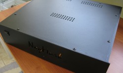 Noymark NOS DAC Noyan Akdulun yine ilginç bir tasarıma imza atmış. Bu kez ilginç tasarımlı bir DAC üretmiş. Bu konudaki tüm gelişmeleri Stereo Mecmuası Forumlarındaki ilgili konuda bulabilirsiniz. İlgili bölüme ulaşmak için tıklayınız. Ayrıca ürünün yapım aşamasından sonlandırılmasına kadar fotoğrafları da linkteki bölümde bulabilirsiniz. Ayrıca ürün hakkında sorularınız varsa Stereo Mecmuasına üye...