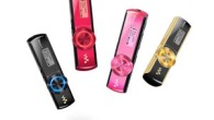  Sony, sunduğu renkli Walkman® B170 serisi MP3 çalarlar ile müziği gerçekten hissetmeye davet ediyor. Sadece 28 g ağırlığı ile yeni Walkman® B Serisi, beraberinizde dilediğiniz her yere götürmeye yetecek kadar küçük ve hafif. Küçük boyutlarına rağmen ses açısından da son derece güçlü. Walkman® B170’in sadece Bas Güçlendirme düğmesine basılarak, düşük...