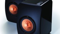 KEF LS50 Anniversary KEF, LS50 monitörlerinin 50. yılı şerefine yepyeni ve özel bir hoparlör ile meraklılara göz kırpıyor. 1960′ların meşhur BBC monitörleri LS3/5′dan yola çıkan tasarım anlayışı KEF mühendislerini üst düzey profesyonel bir monitörü ev kullanıcıları için tasarlamak üzerine yoğunlaştırmış. Sonunda da KEF LS50 Anniversary ortaya çıkmış. Böylesine özel bir ürününü çok pahalı...