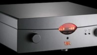 YBA Passion, Heritage ve Design YBA, Çin firması Shenzhen Shanling Digital ile ortak ürün geliştirme kararını 2009 yılında almıştı. Bugünlerde bu işbirliği ile ortaya çıkan ürünler meraklılara sunuluyor. YBA firmasının patronu Yves-Bernard André yeni ürünleri Passion, Heritage ve Design serilerini duyurdu. Her seri içerisinde bir ampli ve CD çalar bulunuyor. Signature serisinde özel bir pre-ampli...