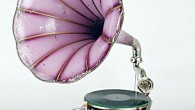   1883 Hermann Thorens ticari aile işletmesinin ilk resmi kaydı yapıldı. Kuruluş adresi, St.-Croix / İsviçre, kuruluş amacı ise müzik kutuları yapmaktı… 1903 Thorens’in ilk Edison-tipi fonografının üretimi başladı… 1906 “Shellac” plaklar için çan tipi gramofonların üretimine başlandı… 1913 Üretim çeşitliliği… Sigara çakmağı üretiminin başlaması… 1964’e kadar sürmüştür… 1914 Bir […]